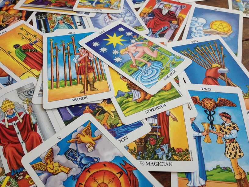 Advanced Tarot Techniques Seeing Connections Between Cards