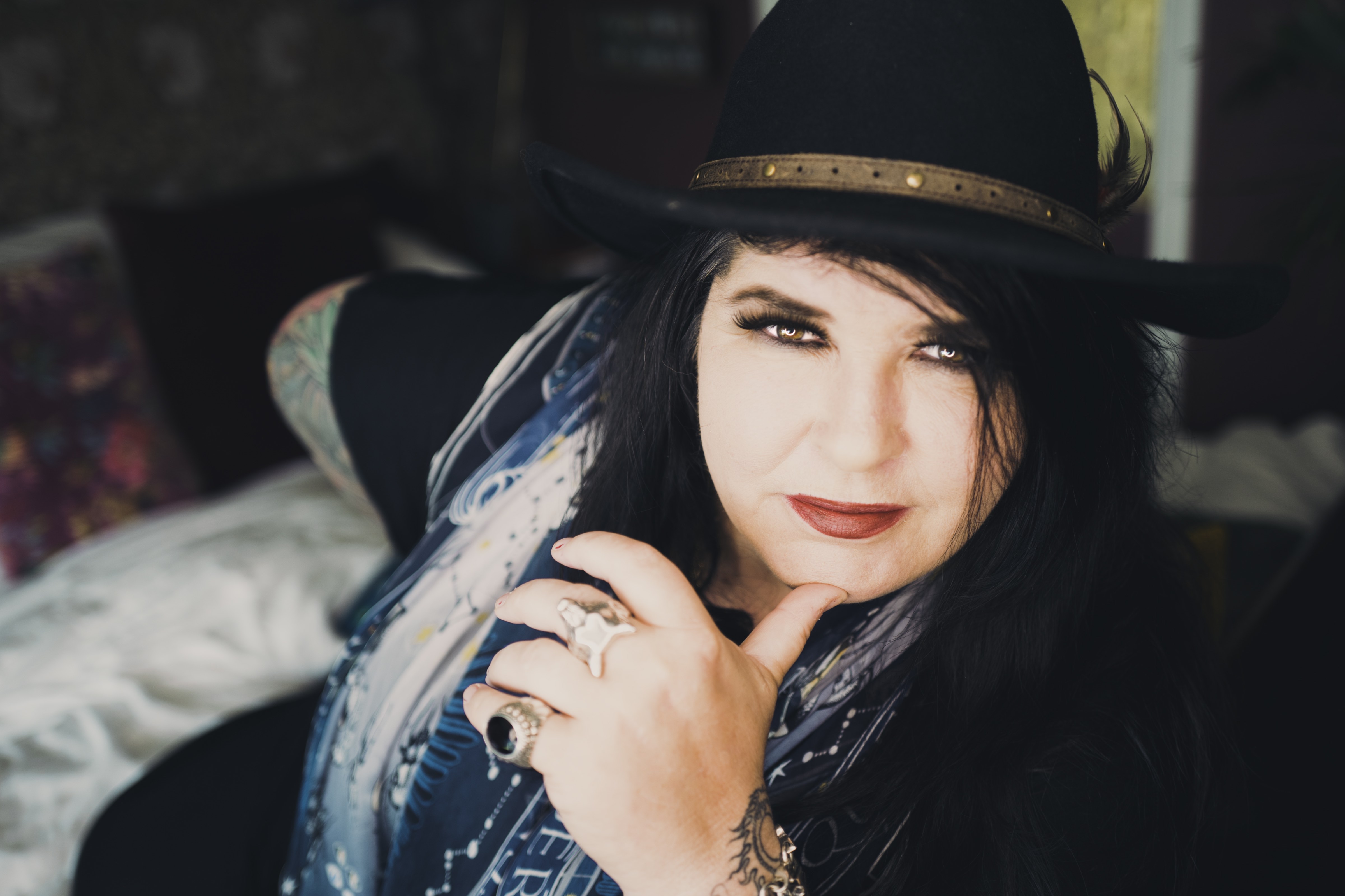 Youtube Michele Knight - cv6wr4m